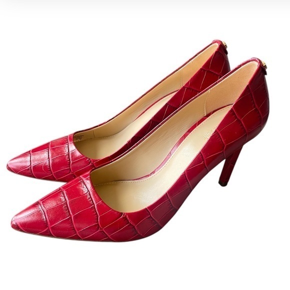 Michael Kors Burgundy Crocodile Embossed Heels Women’s Size 7 M - Picture 1 of 7
